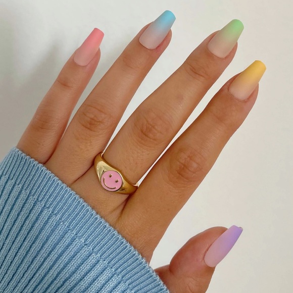 Glamnetic Other - GLAMNETIC Rainbow Press On Nails 💅🏼 🌈